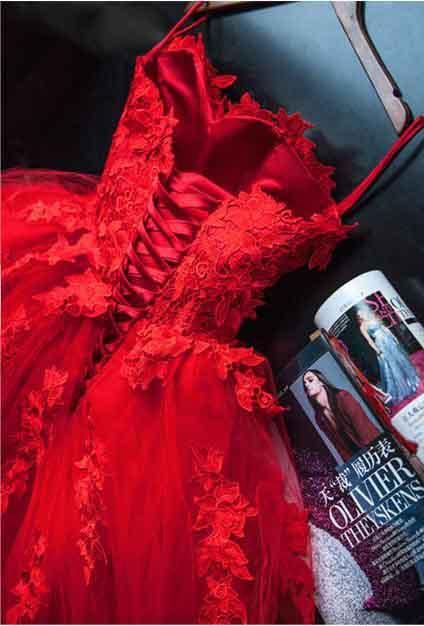 Charming Red Sweetheart Strapless Ball Gown Applique Tulle Long Prom Dress INE82