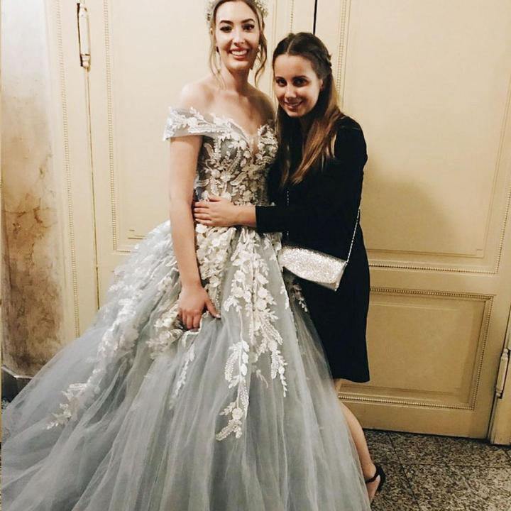 Off the Shoulder Grey Tulle Applique Charming Cheap Long Ball Gown Prom Dress INE48