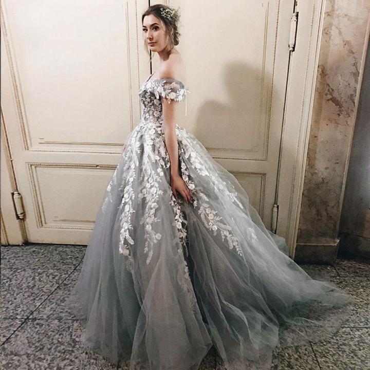 Off the Shoulder Grey Tulle Applique Charming Cheap Long Ball Gown Prom Dress INE48