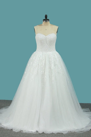Sweetheart Tulle A Line Wedding Dresses With Applique Beads Sweep Train INE75