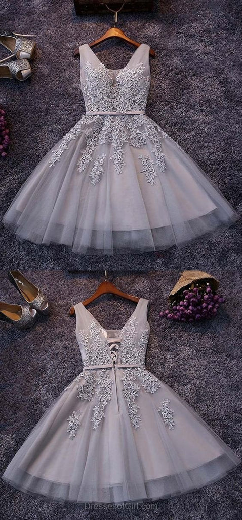 Princess Gray V-neck Lace Appliqued Homecoming Dresses,Grey Tulle Short Prom Dresses IN302
