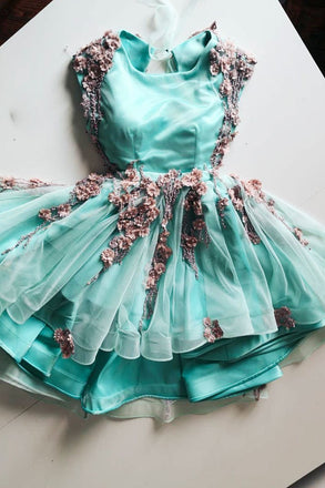 Green Tulle Lace Appliques Short Cute Homecoming Dress INP48