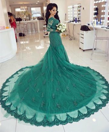 Elegant Long Sleeves V-neck Green Lace Mermaid Prom Dresses beautiful IN667