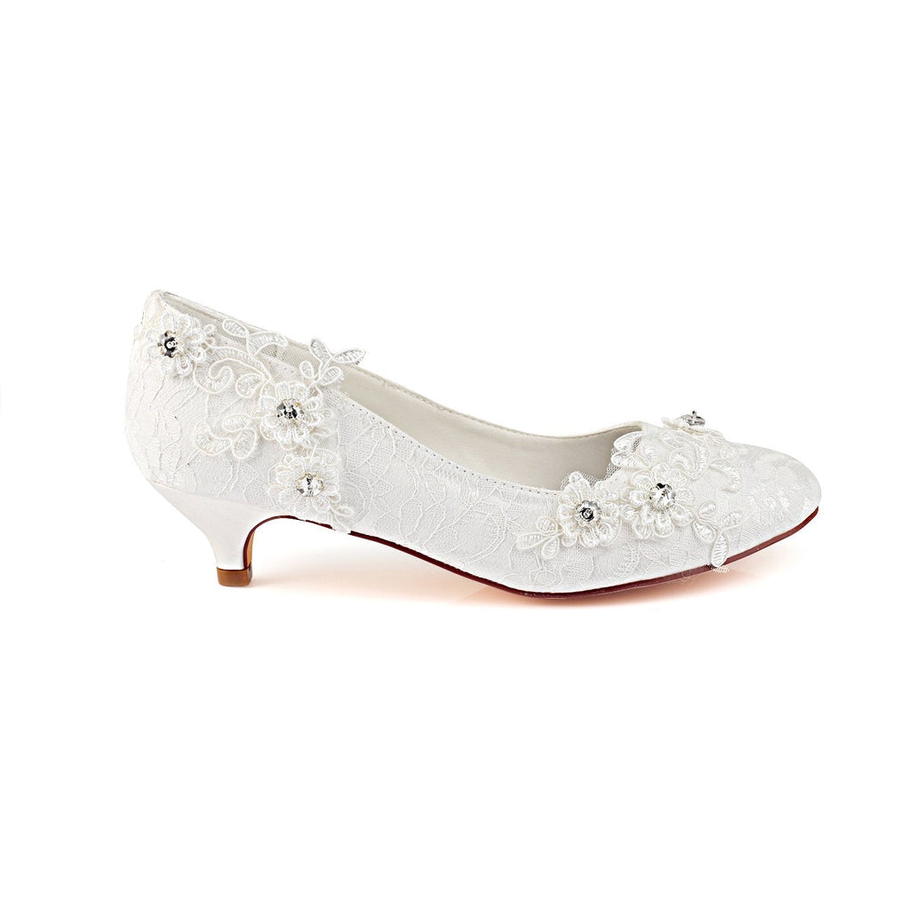 Ivory Wedding Shoes with Lace Appliques, Elegant Woman Shoes L-922
