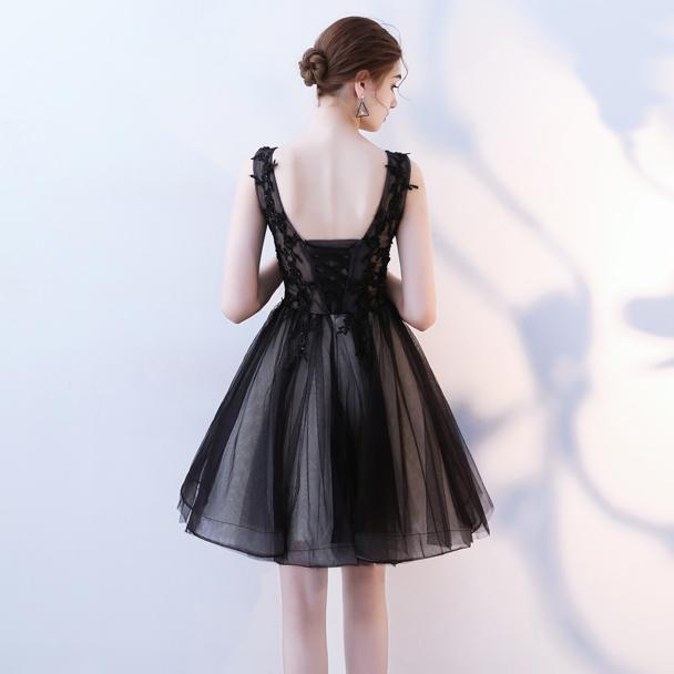 A Line V Neck Black Homecoming Dresses, Short Tulle Appliques Prom Dress INN63
