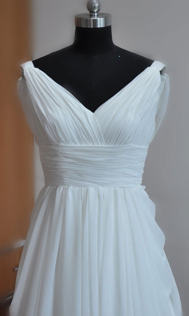 Simple White A-line V-neck Backless Sweep Train Chiffon Cheap Beach Wedding Dresses IN219