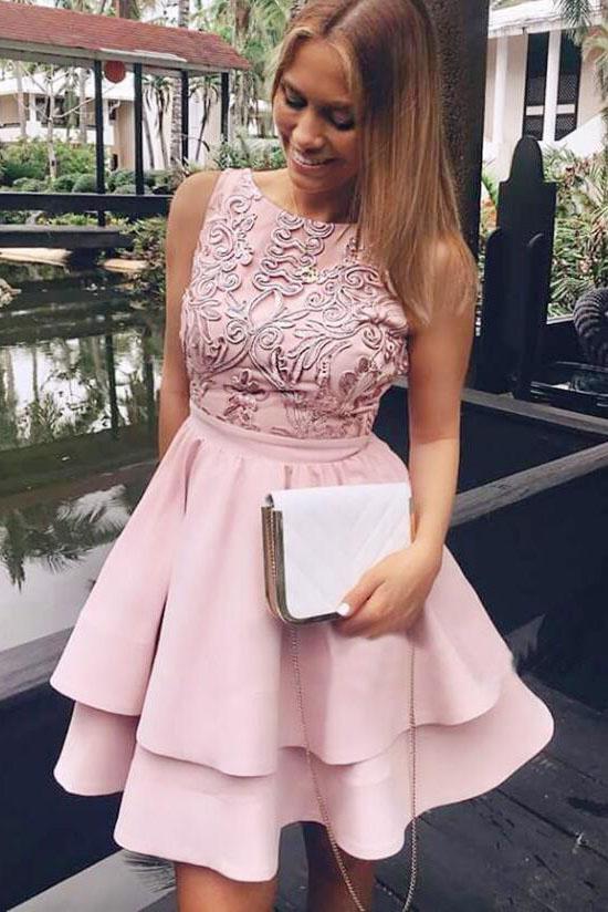 Pretty Bateau Short Pink Satin Homecoming Party Dresses with Appliques INO51