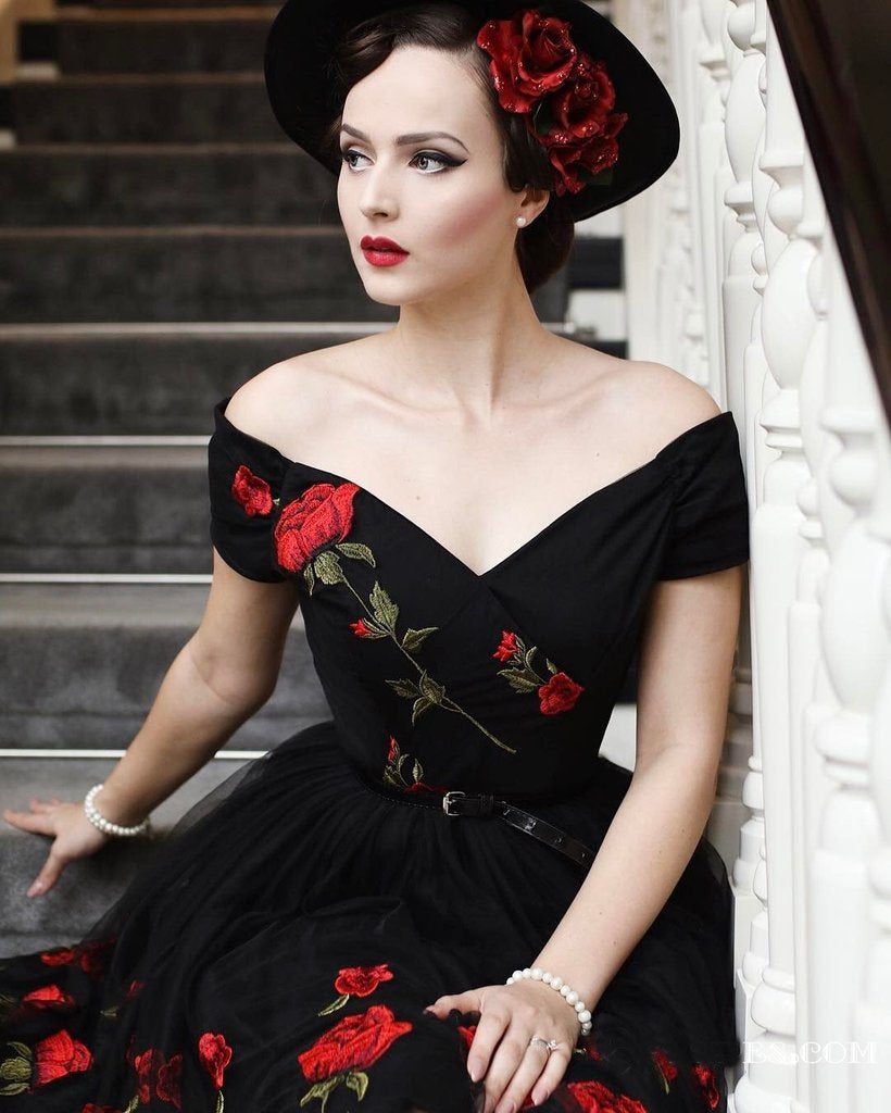 Charming Off the Shoulder Tulle Black Homecoming Dresses with Flowers INO45