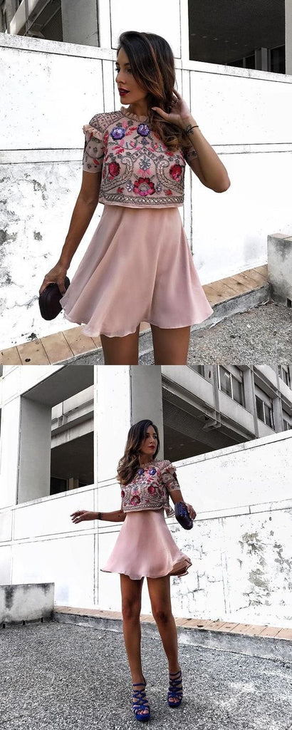 A-Line Jewel Short Pink Chiffon Homecoming Party Dress with Sequins Beading IND13