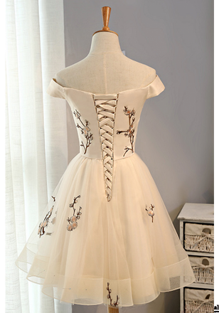 Pink Embroidery Homecoming Dresses,Tulle Short Party Dresses,A Line Prom Dresses IN495