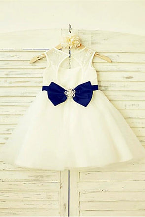 Ivory A-line Scoop Sleeveless Bowknot Floor-Length Tulle Flower Girl Dresses With Lace IN710
