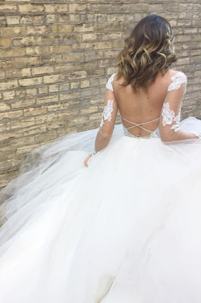 Romantic Ball Gown Long Sleeves Appliques Ivory Tulle Wedding Dress Bridal Gown IN888