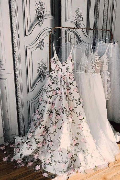 Princess A-line V-neck Straps Floral Lace Long Prom Dresses INA82