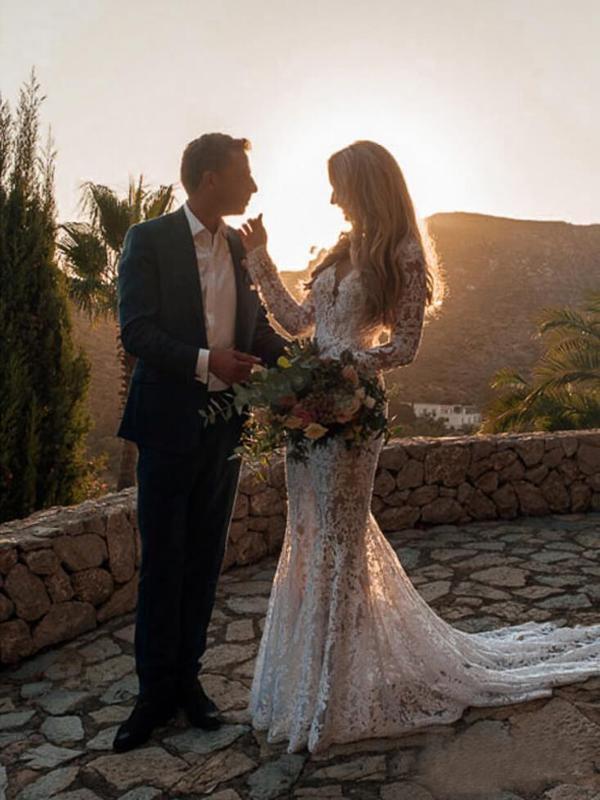 Long Sleeve Lace V Neck Backless Mermaid Boho Wedding Dresses,Beach Wedding Gown INH77