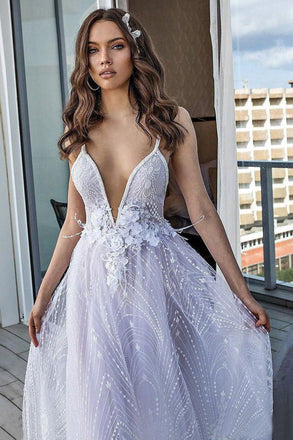 White Deep V Neck Beach Wedding Dresses Spahetti Straps Lace Bridal Dresses INP89