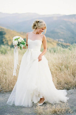 A-line White Tulle Vintage Open Back Wedding Dress beautiful IN570