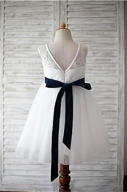 A-line V-neck Sleeveless Appliques Flower Floor-Length Tulle Flower Girl Dresses IN720