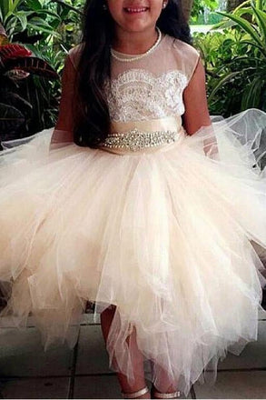Cute Tulle Jewel Neckline Cap Sleeve Beading Flower Girl Dresses With Lace Appliques IN699