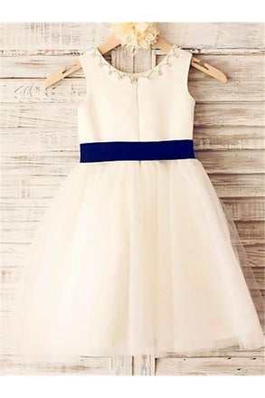 Ivory A-line Scoop Sleeveless Bowknot Tea-Length Tulle Flower Girl Dresses With Belt IN713